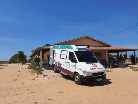 Ambulancia Gvitta em remocao de paciente